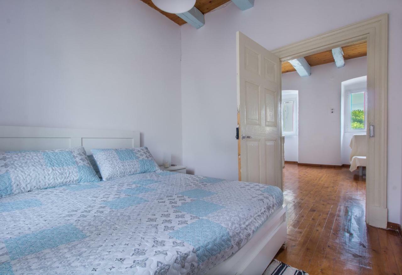 Central House Agrafoi Экстерьер фото